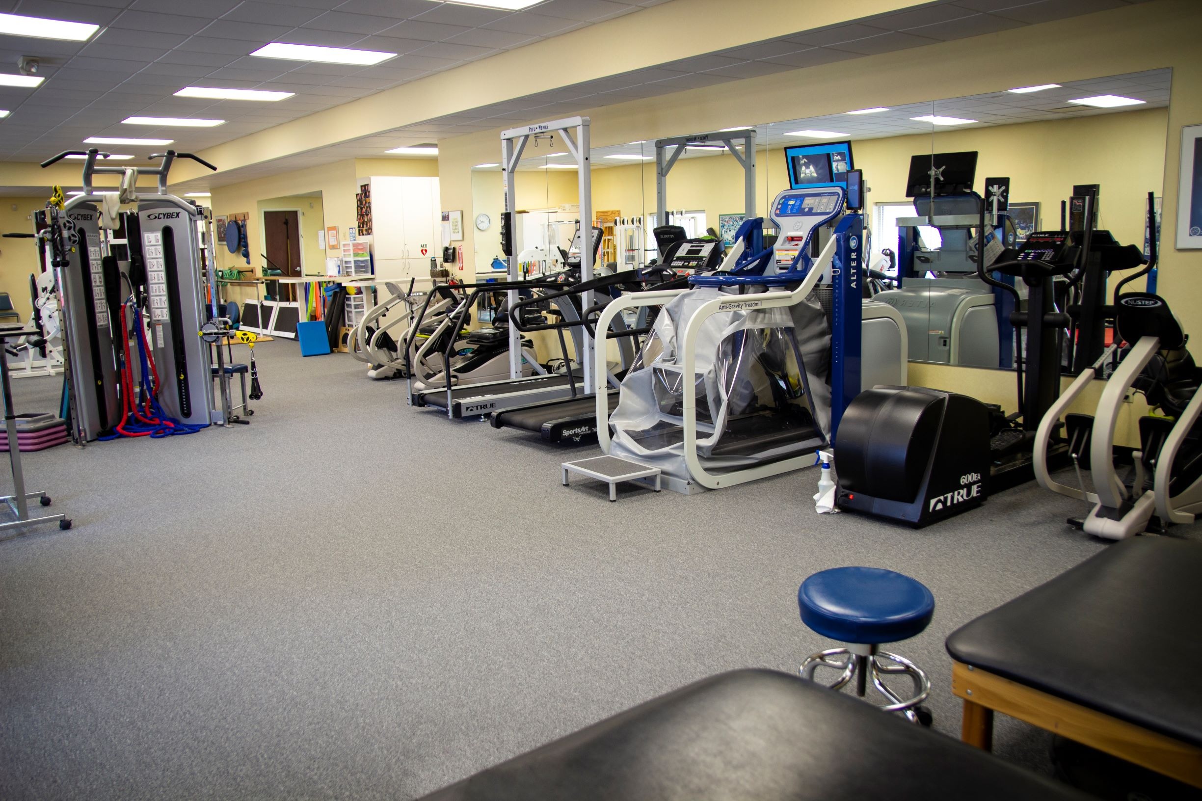 Grand Blanc inside, MI